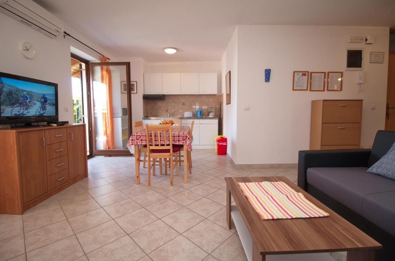 Apartments Lidija Rovinj Luaran gambar