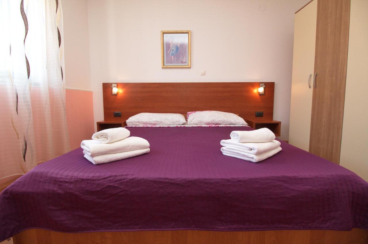 Apartments Lidija Rovinj Luaran gambar