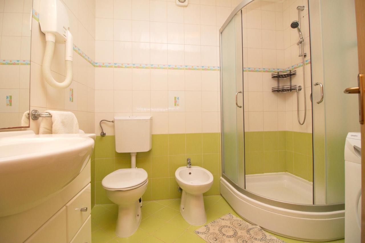 Apartments Lidija Rovinj Luaran gambar