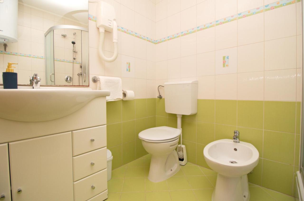 Apartments Lidija Rovinj Luaran gambar